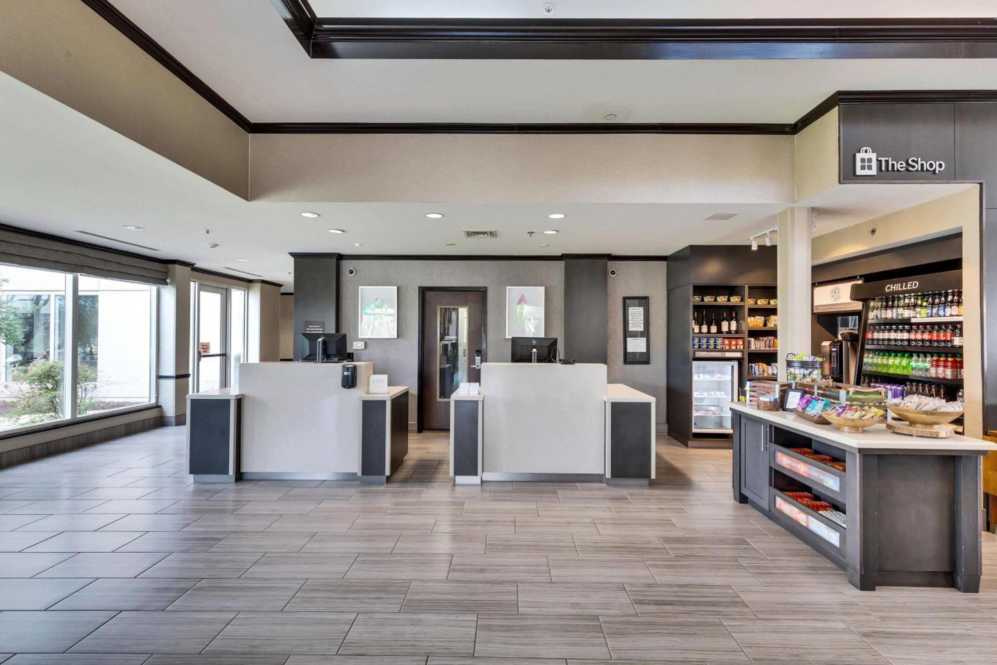 Hilton Garden Inn Austin Northwest/Arboretum Exterior photo